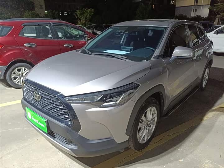 Фото 2 - Toyota Corolla Cross