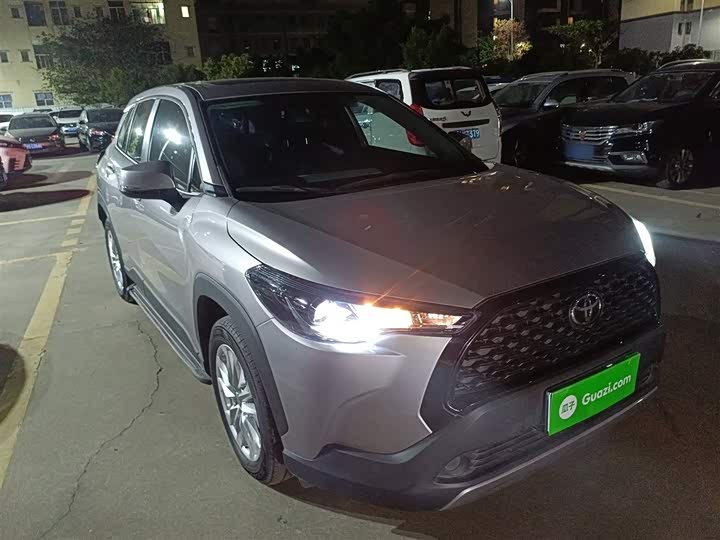 Фото 4 - Toyota Corolla Cross