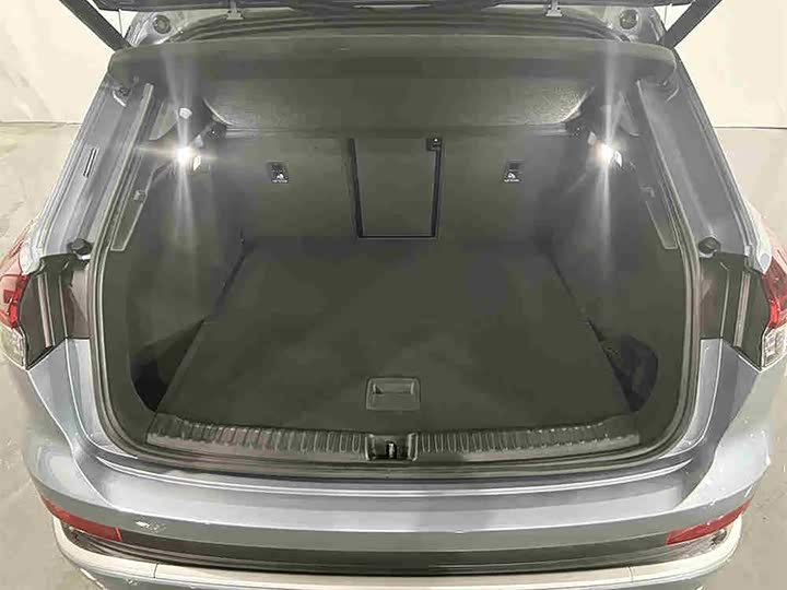 Фото 6 - Audi Q4 e-tron