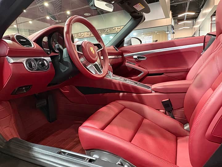 Фото 4 - Porsche 718