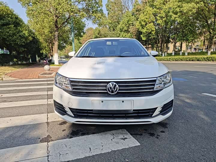 Фото 2 - Volkswagen Lavida