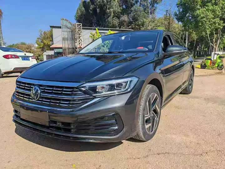 Фото 1 - Volkswagen Sagitar L