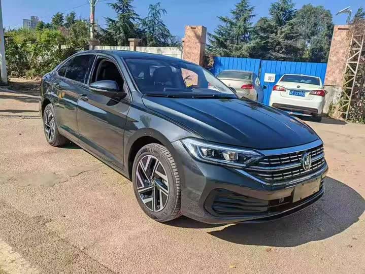 Фото 3 - Volkswagen Sagitar L