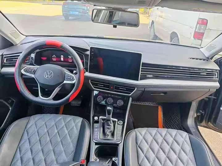 Фото 4 - Volkswagen Sagitar L