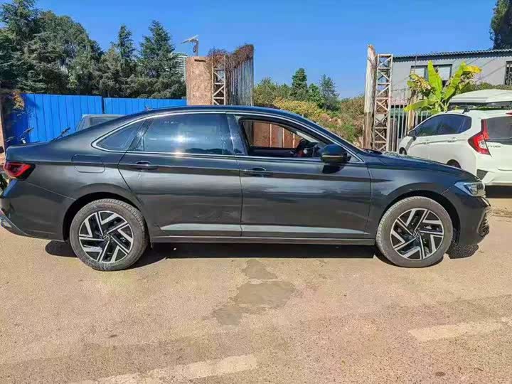 Фото 7 - Volkswagen Sagitar L