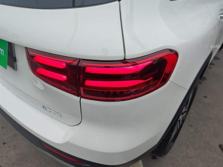 Фото 8 - Mercedes-Benz GLB-Class