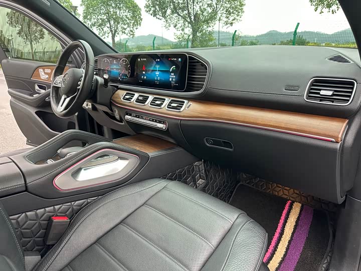 Фото 9 - Mercedes-Benz GLS-Class