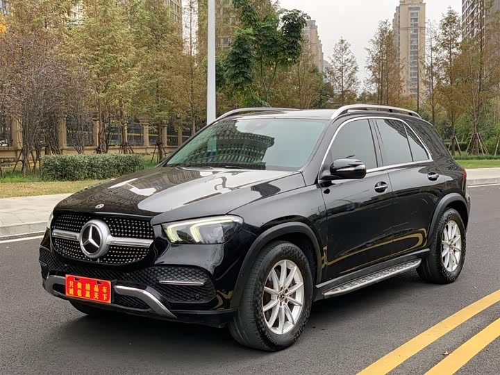 Фото 1 - Mercedes-Benz GLE-Class