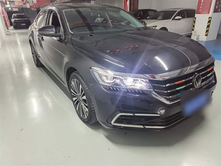 Фото 4 - Volkswagen Passat