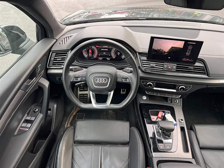 Фото 4 - Audi Q5L