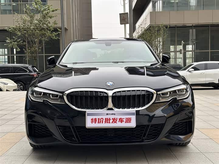 Фото 2 - BMW 3 Series