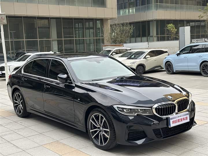 Фото 3 - BMW 3 Series