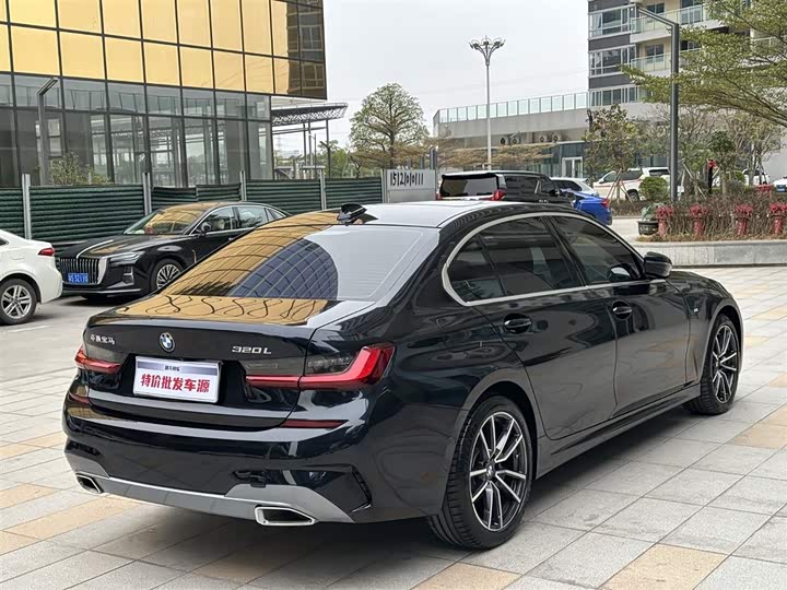 Фото 6 - BMW 3 Series