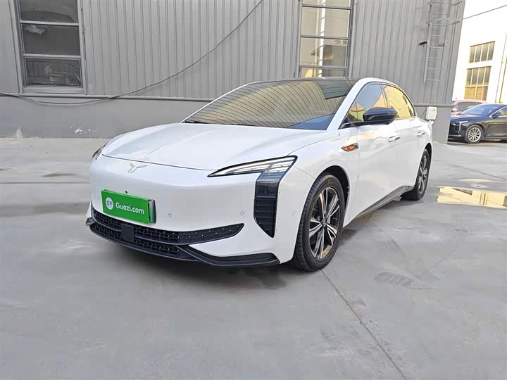 Фото 1 - Hongqi EH7