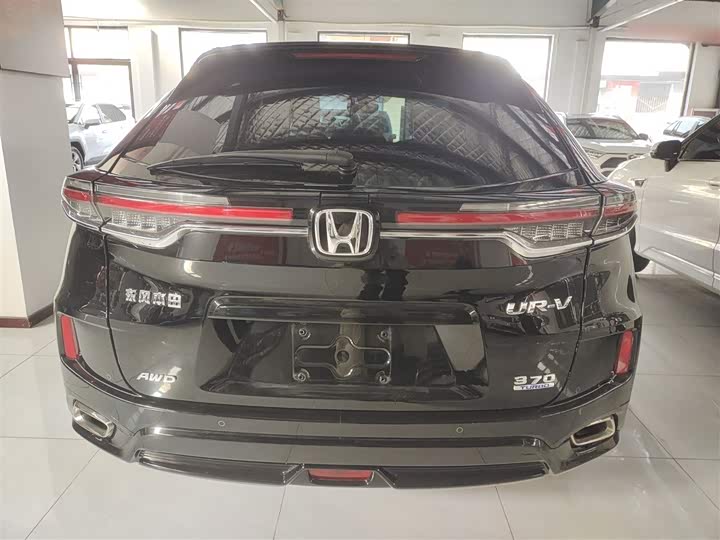 Фото 6 - Honda UR-V