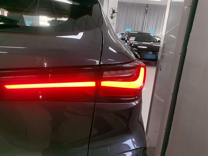 Фото 8 - Changan Oshan X5