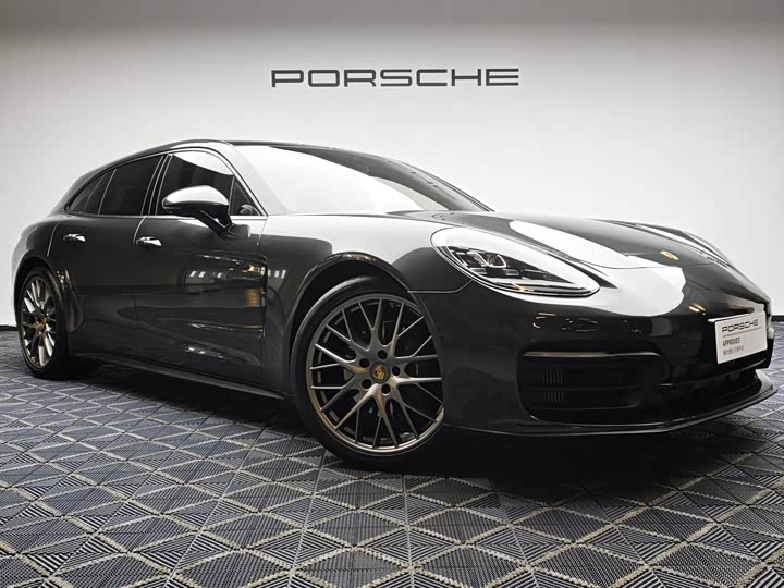 Фото 8 - Porsche Panamera