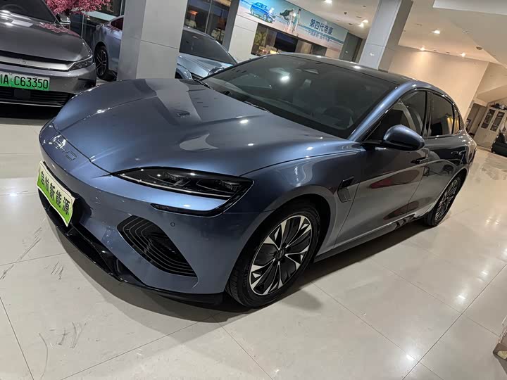 Фото 1 - BYD Seal