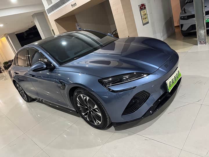 Фото 3 - BYD Seal