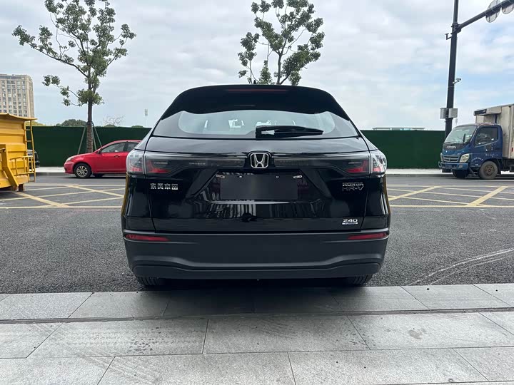 Фото 6 - Honda HR-V