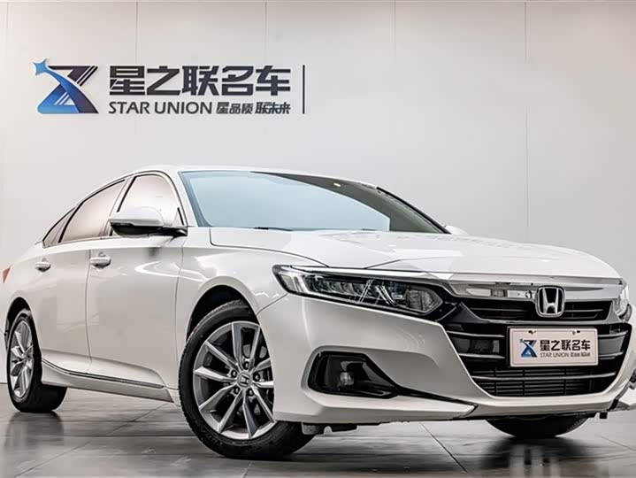 Фото 5 - Honda Accord