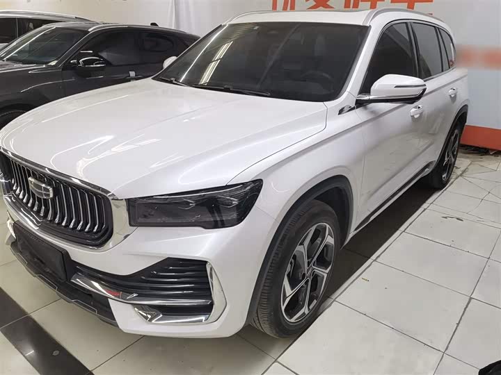 Фото 2 - Geely Monjaro