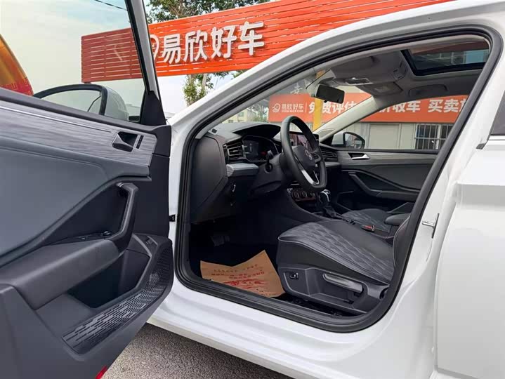 Фото 5 - Volkswagen Sagitar L