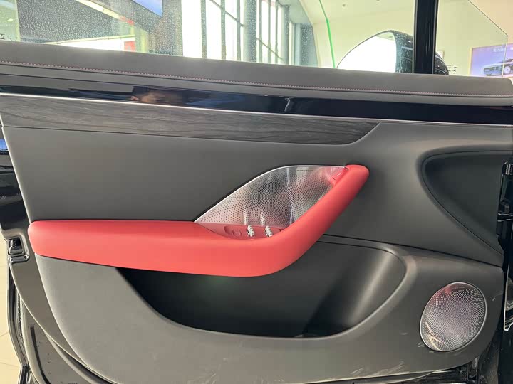 Фото 8 - Luxeed S7