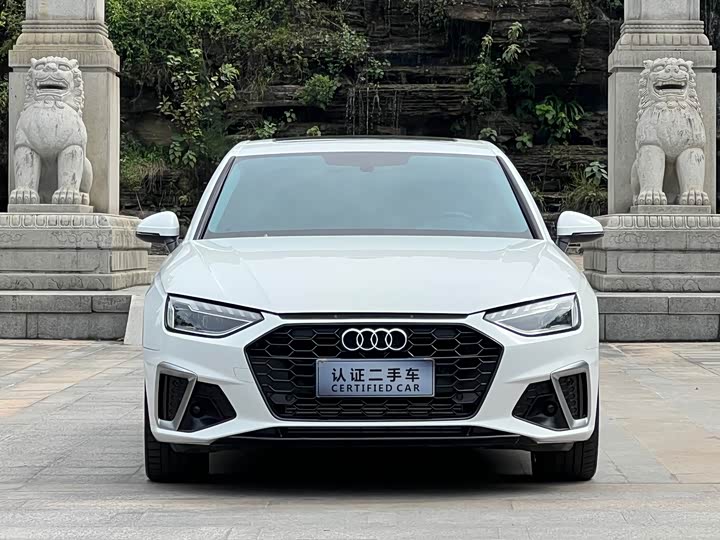 Фото 2 - Audi A4L