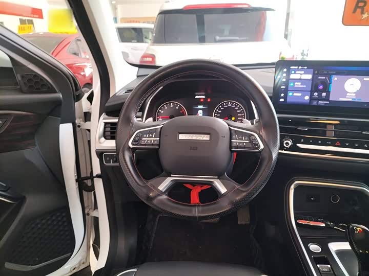 Фото 3 - Haval H6