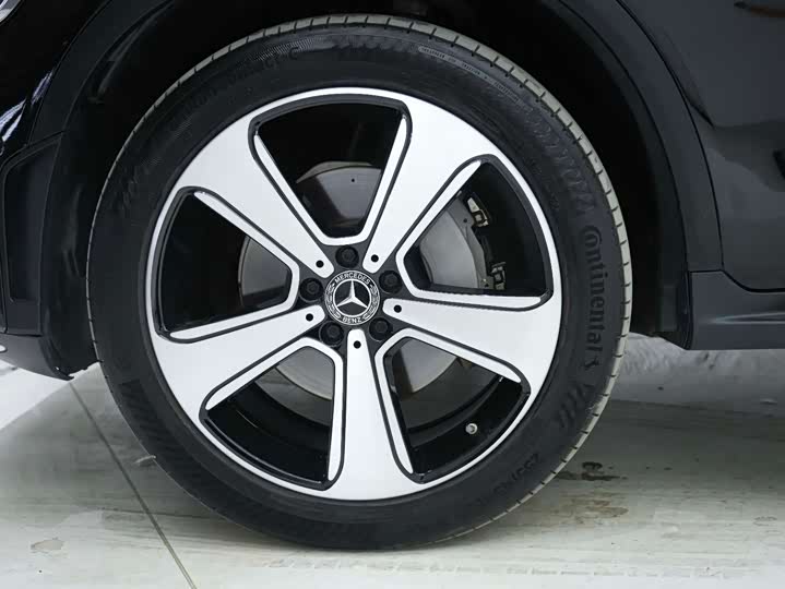 Фото 9 - Mercedes-Benz GLC-Class