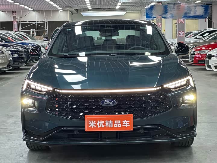 Фото 2 - Ford Mondeo