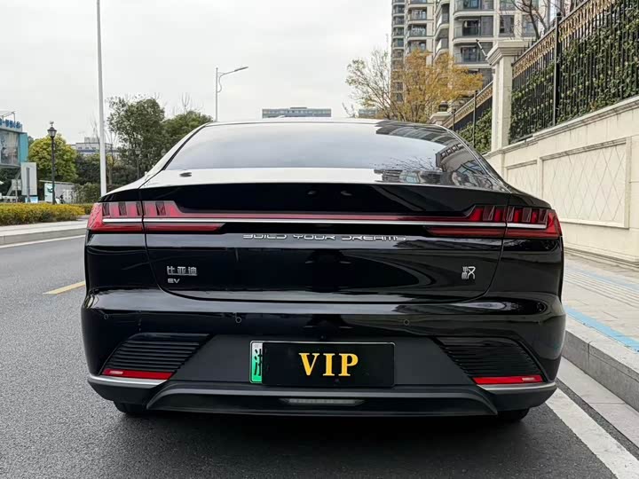 Фото 4 - BYD Han