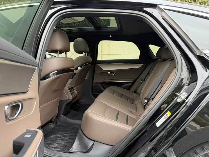 Фото 7 - BYD Han