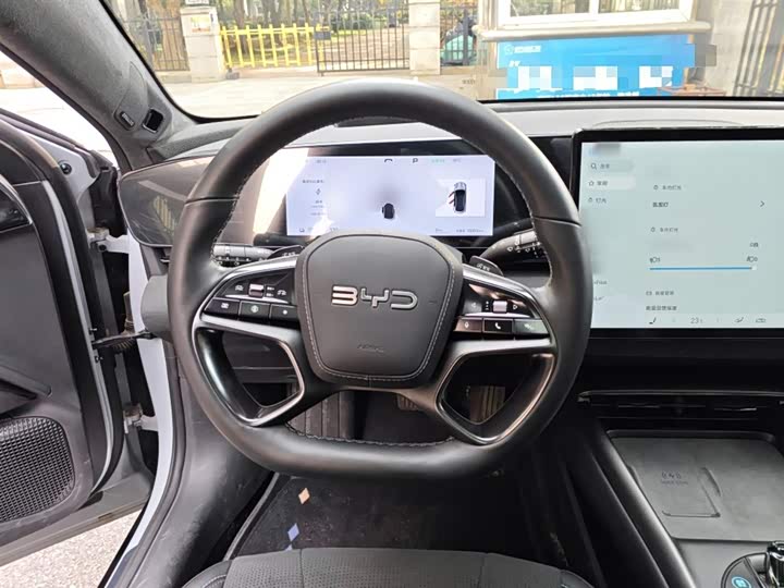 Фото 3 - BYD Seal