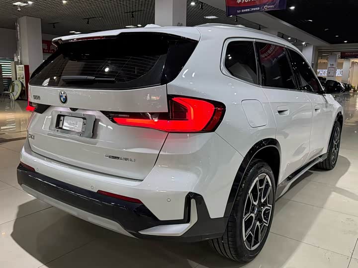 Фото 7 - BMW X1