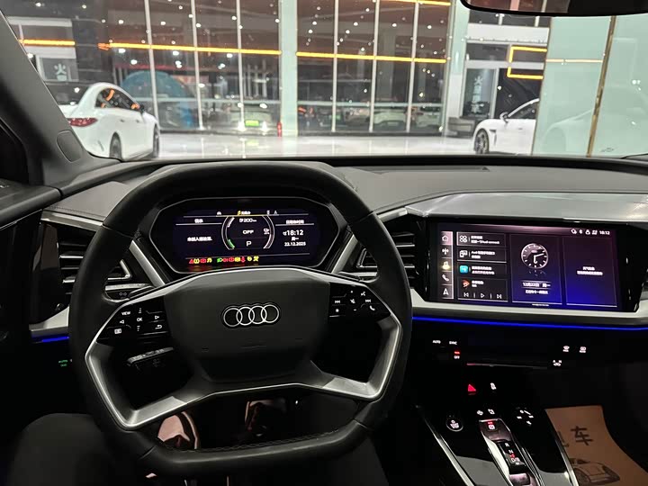 Фото 6 - Audi Q4 e-tron