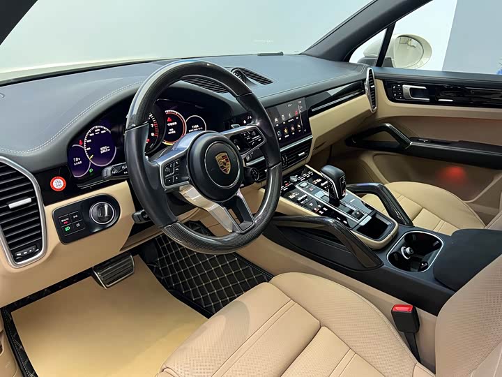 Фото 4 - Porsche Cayenne Hybrid