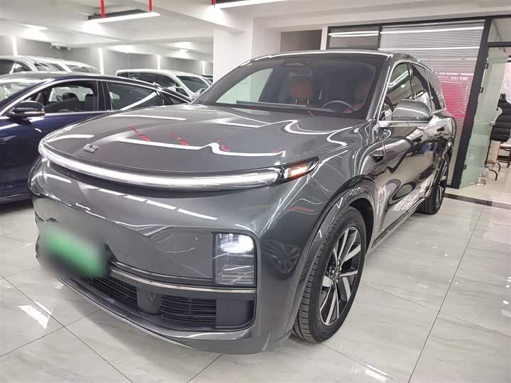 Фото 1 - LiXiang L8