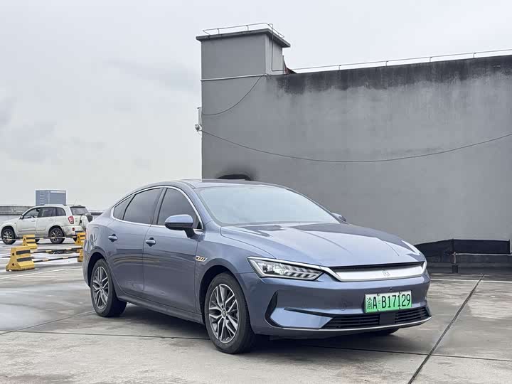 Фото 3 - BYD Qin Plus