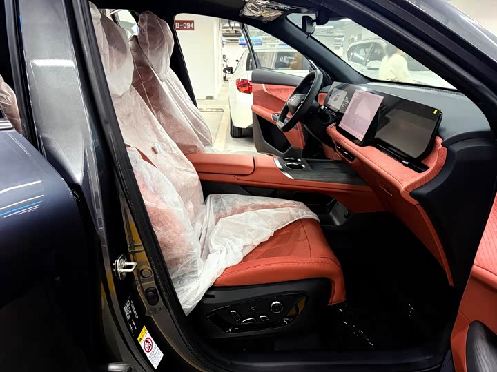 Фото 9 - Changan CS75 Plus