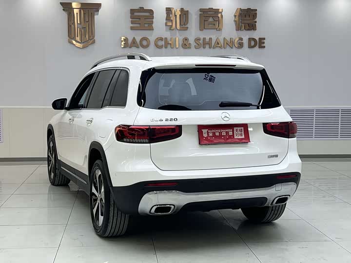 Фото 6 - Mercedes-Benz GLB-Class