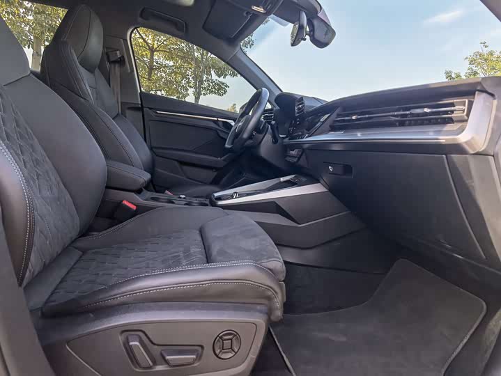 Фото 9 - Audi A3