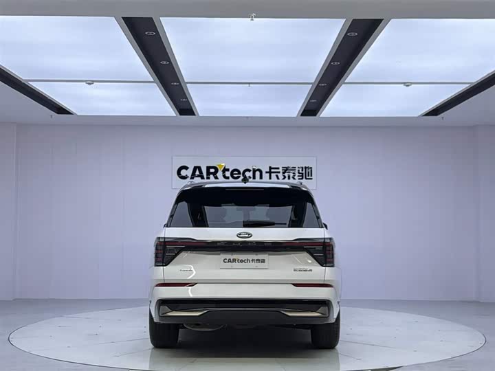 Фото 4 - Ford Edge