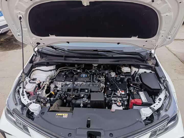 Фото 7 - Toyota Corolla