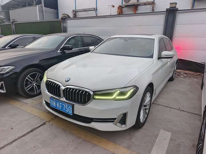 Фото 1 - BMW 5 Series