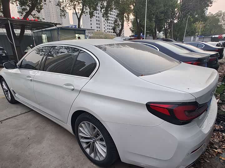 Фото 4 - BMW 5 Series