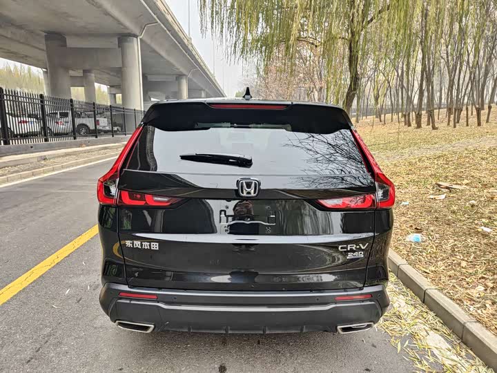 Фото 5 - Honda CR-V