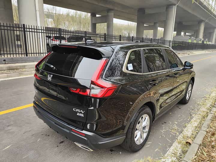 Фото 7 - Honda CR-V