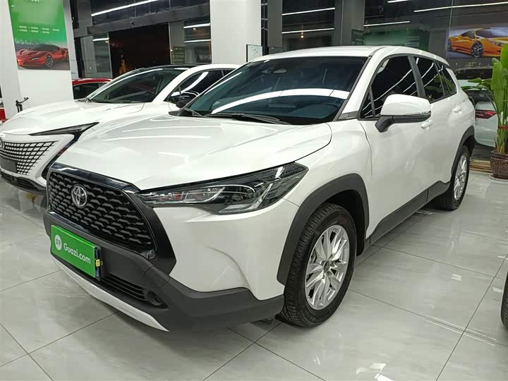 Фото 2 - Toyota Corolla Cross